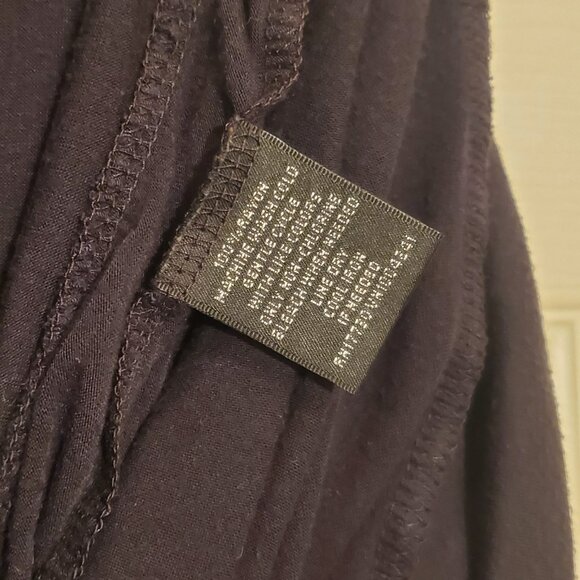 Cowl Neck Plum Mossimo Tunic, Fitted sleeves at wrists, Size Medium, Stretchy - Picture 10 of 10